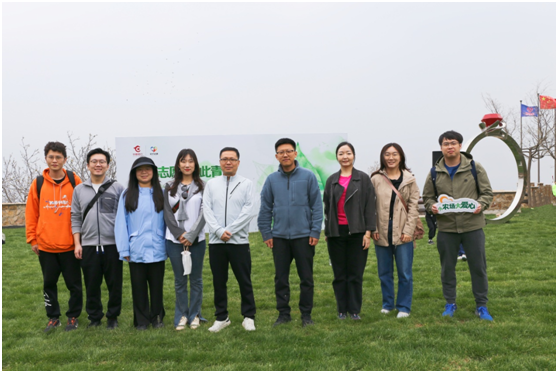 同植元宝枫 共结华夏情 taptap点点时时彩参加华夏银行春季义务植树活动